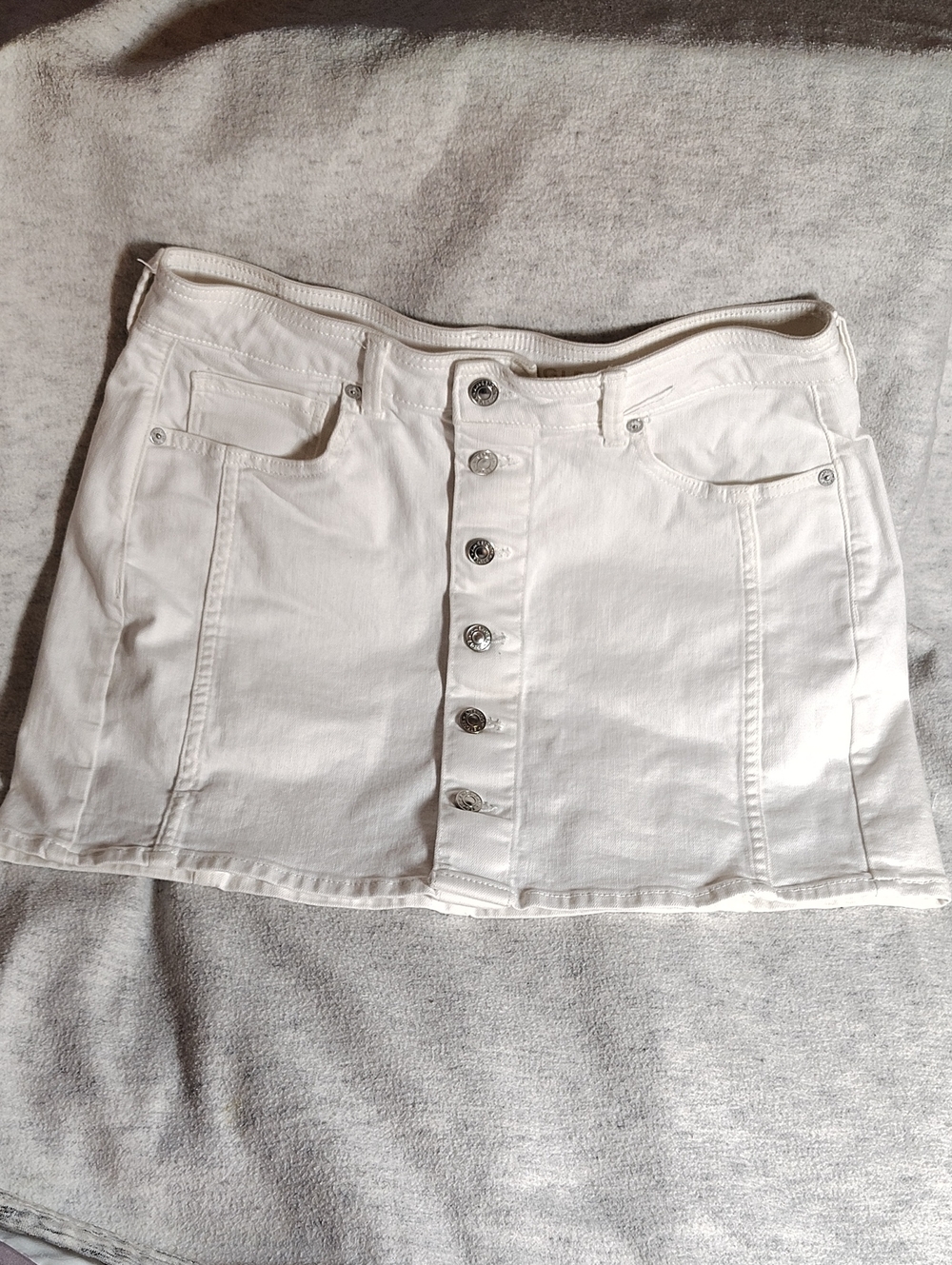 American Eagle Outfitters White Button-Front Denim Mini Skirt